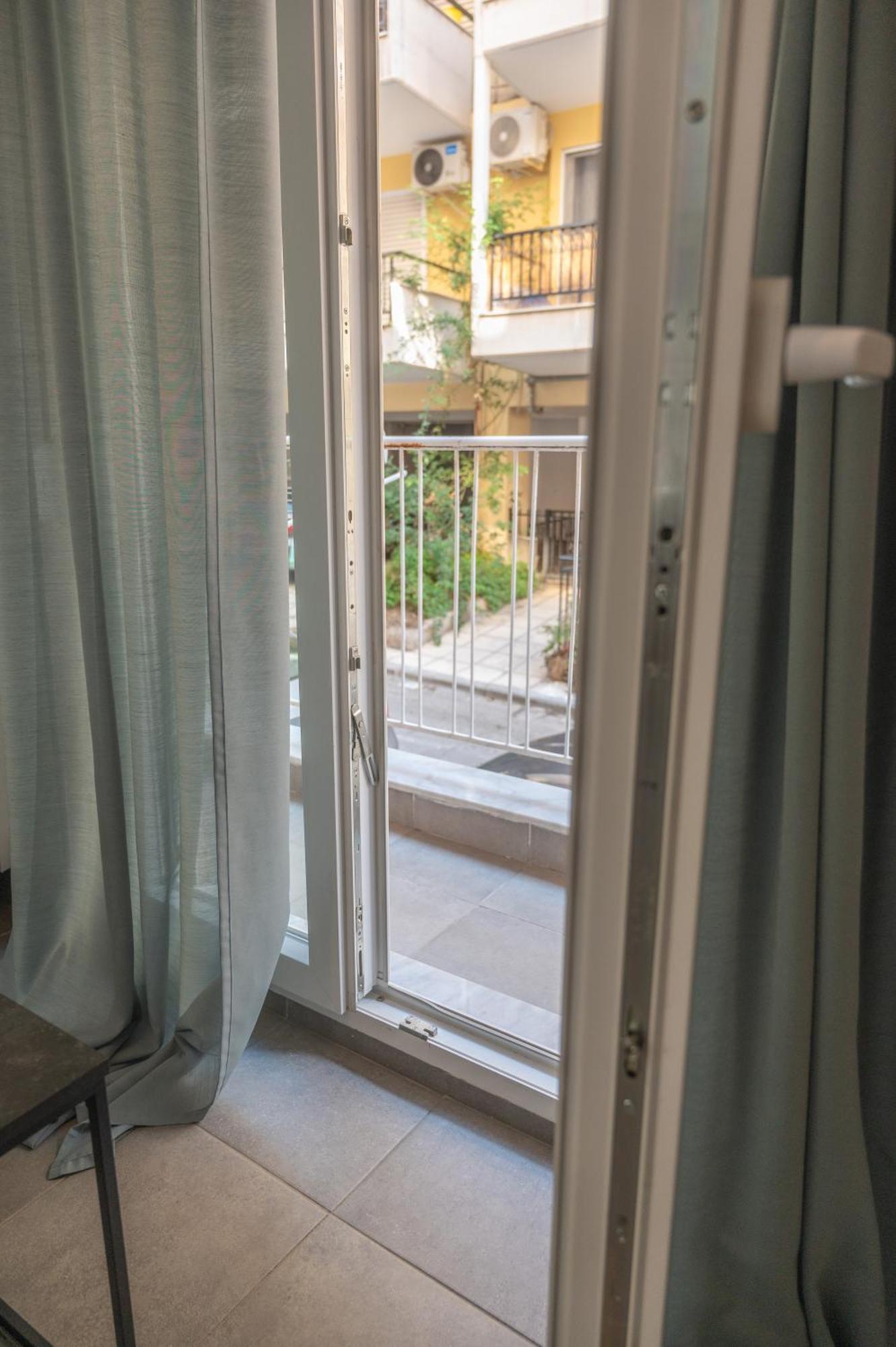 Niso Thessaloniki Hospitality Apartments Kültér fotó